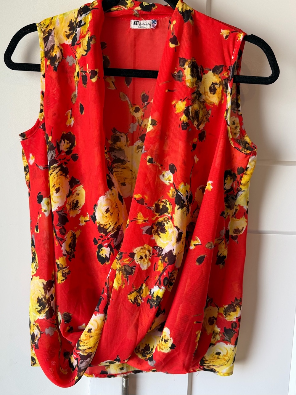 Kut from the Kloth Red Floral Drape Front Sleeveless Blouse
